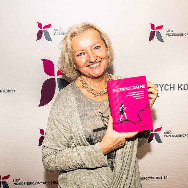 Niezniszczalne -  K. Ratajczyk